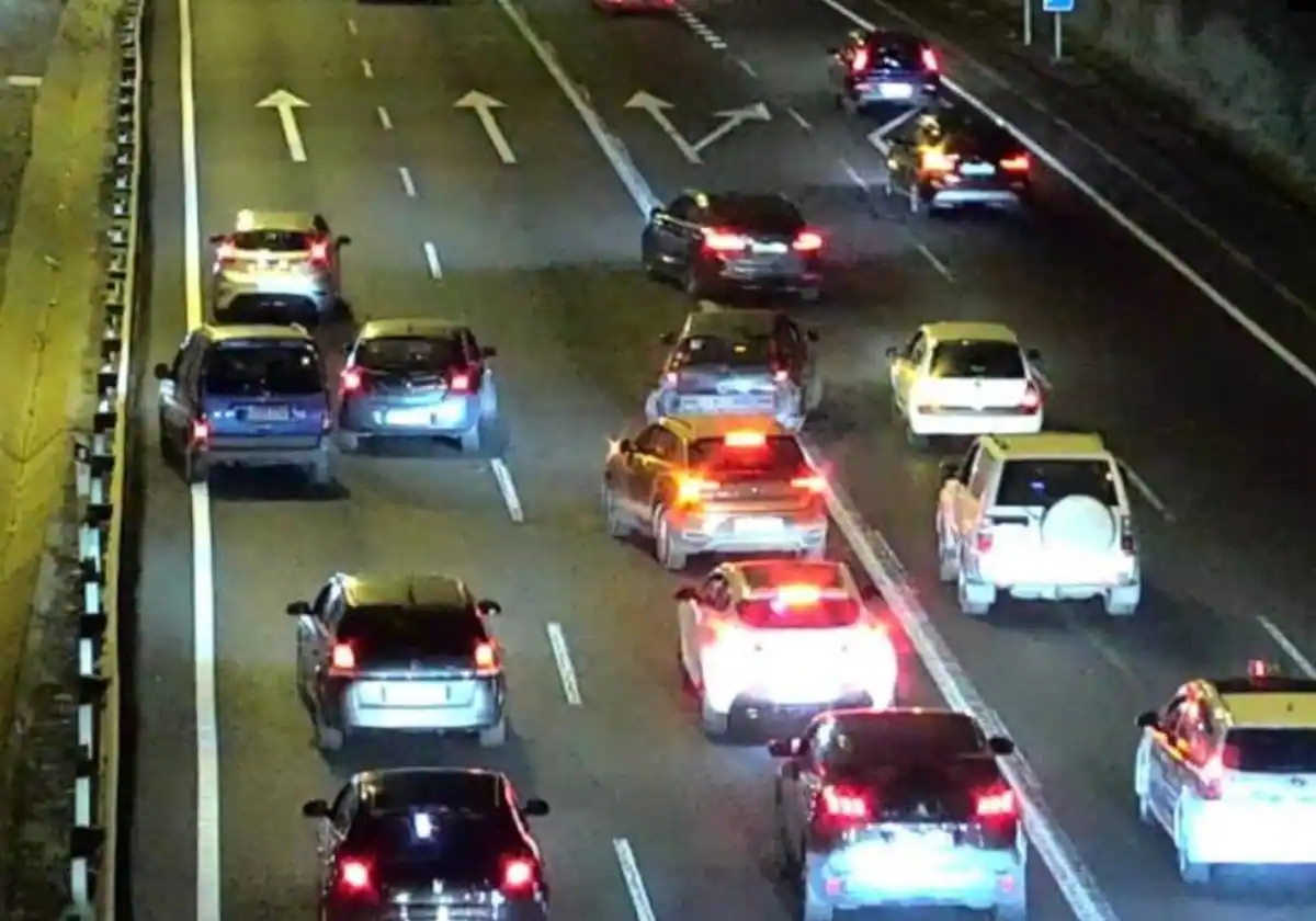Piden precaución en la carretera debido a un accidente de tráfico en la GC-3