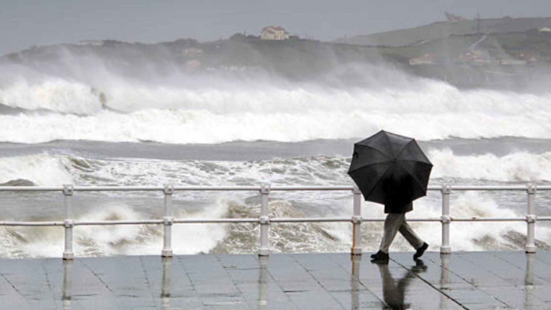La Aemet advierte de que la borrasca Ciarán traerá chubascos y vientos muy fuertes a Baleares el jueves
