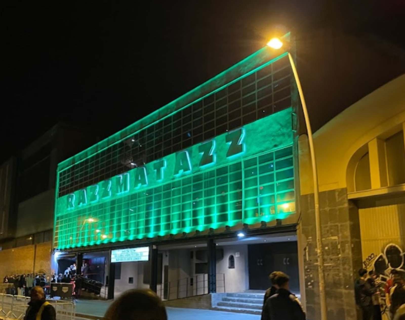 Un falso aviso de bomba obliga a cerrar la discoteca Razzmatazz de Barcelona