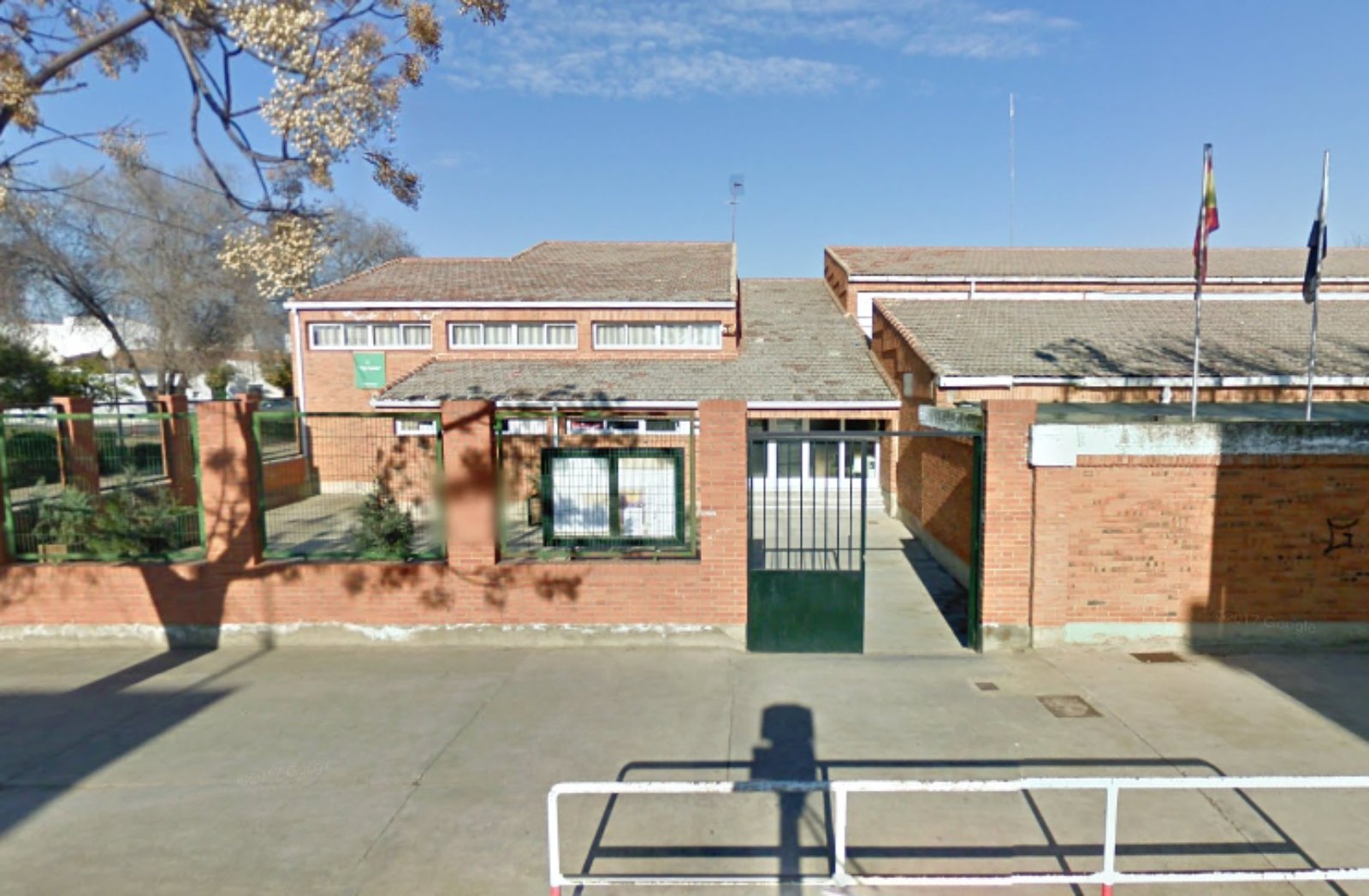 Tres niños de 6 años agreden sexualmente a una compañera de clase: un año de abusos en el patio de la escuela