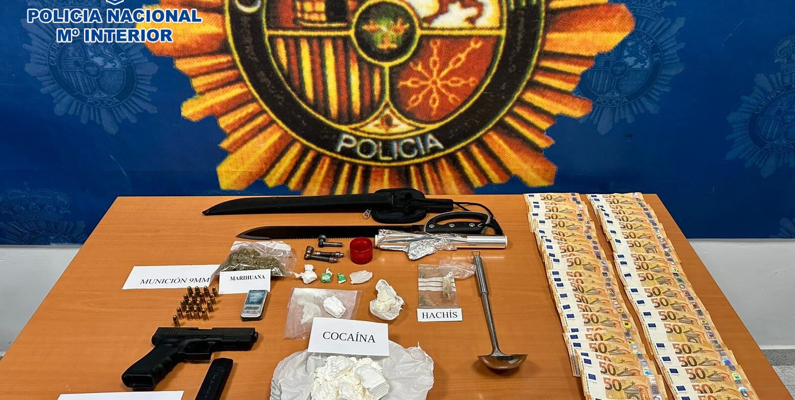 Desarticulan en Jaén dos puntos de venta de drogas a pequeña escala y detienen a tres personas en un operativo policial