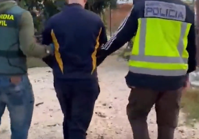 Cazan a unos ladrones "teloneros" que se embolsaron más de 350.000 euros en perfumes en Caldes de Montbui