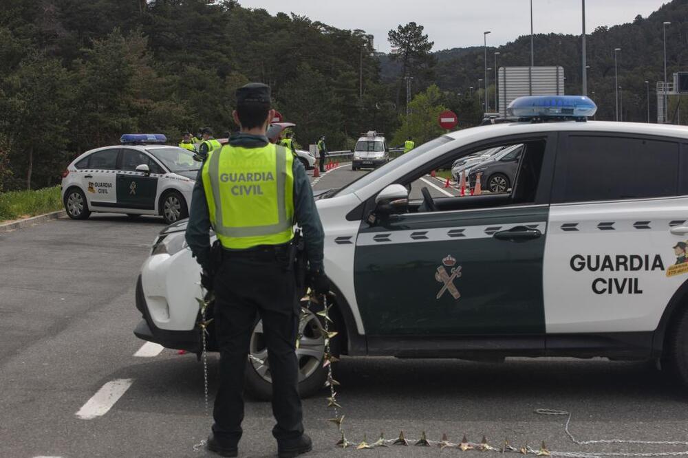 Pillado en la N-VI con droga en un viaje en coche compartido