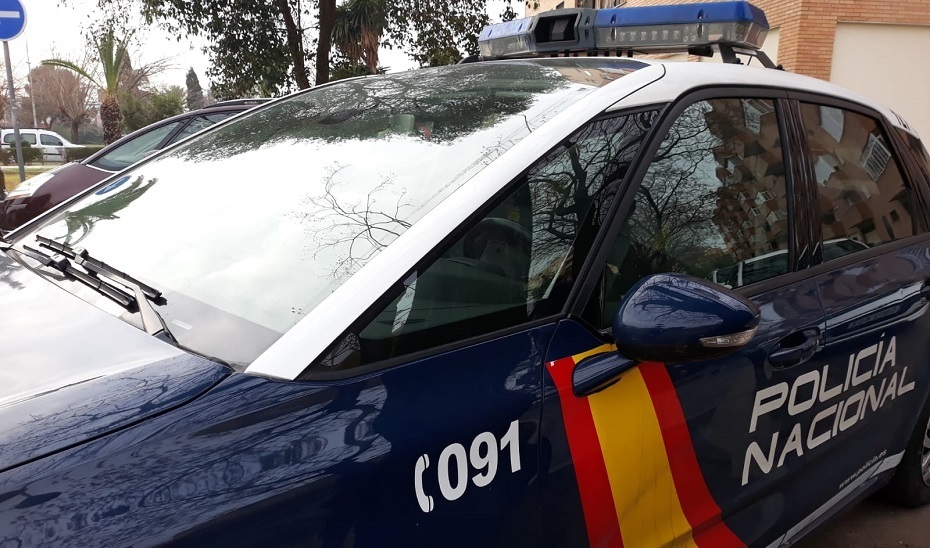 Detienen a un joven por agredir y golpear bruscamente a una mujer sin hogar en Huelva