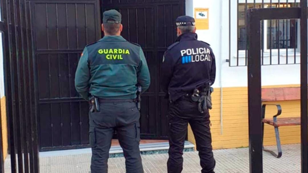 A prisión el detenido por los robos con violencia en dos farmacias de Isla Cristina