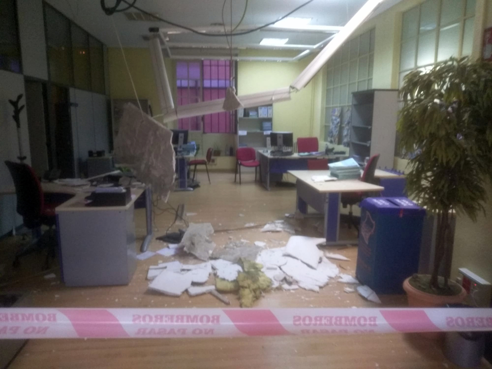 Cae el techo de la delegación provincial de Hacienda en Toledo