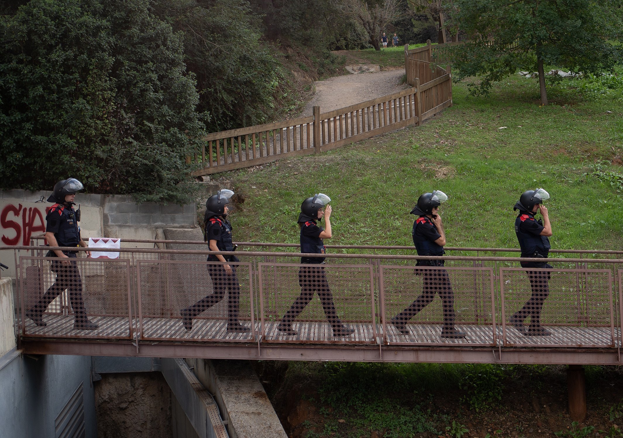 Antidisturbios y drones para blindar Sant Feliu de Llobregat y evitar el efecto contagio de Molins de Rei