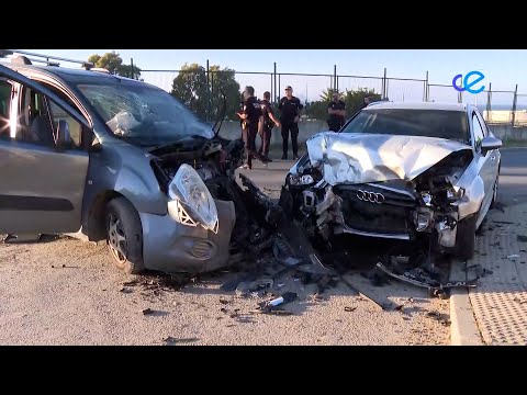 Un grave accidente ha tenido lugar en la cuesta de Caballería con la colisión de dos ...