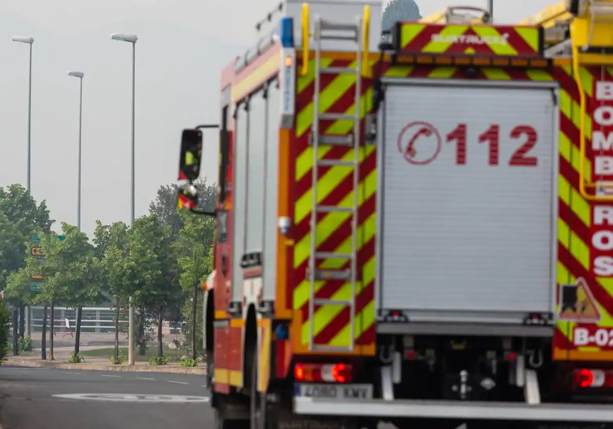 Un fuego afecta a dos viviendas en Albelda de Iregua