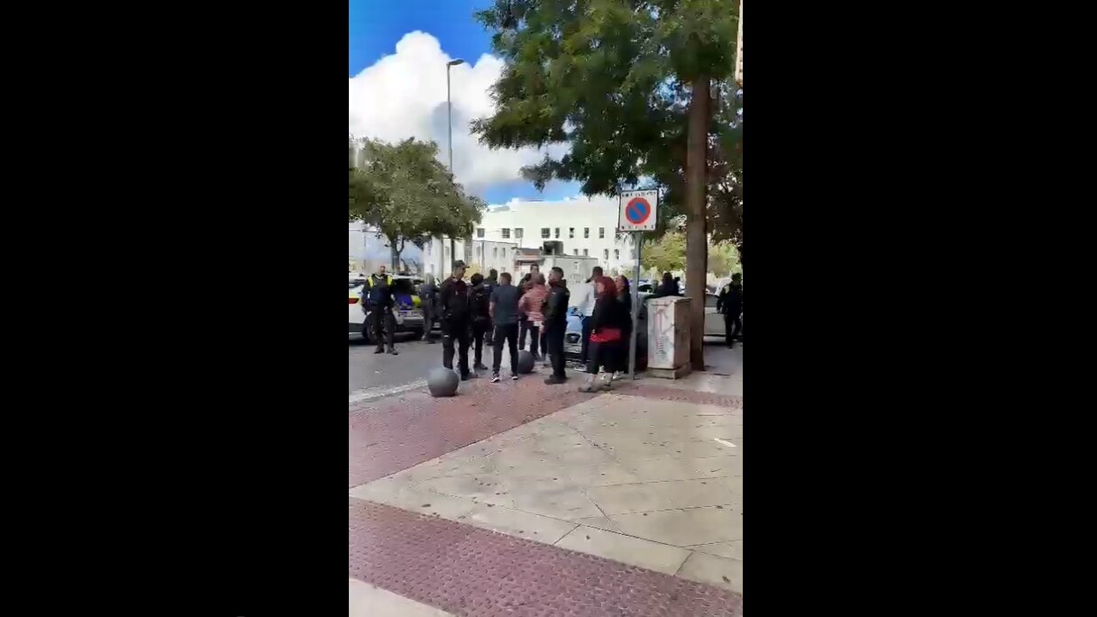 Una pelea entre dos familias acaba con un detenido