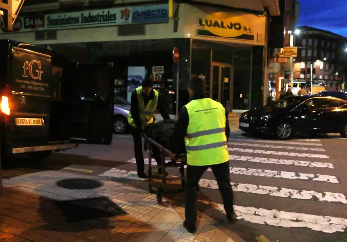 Joven hallado muerto en un piso de Gijón: investigación apunta a posible intoxicación