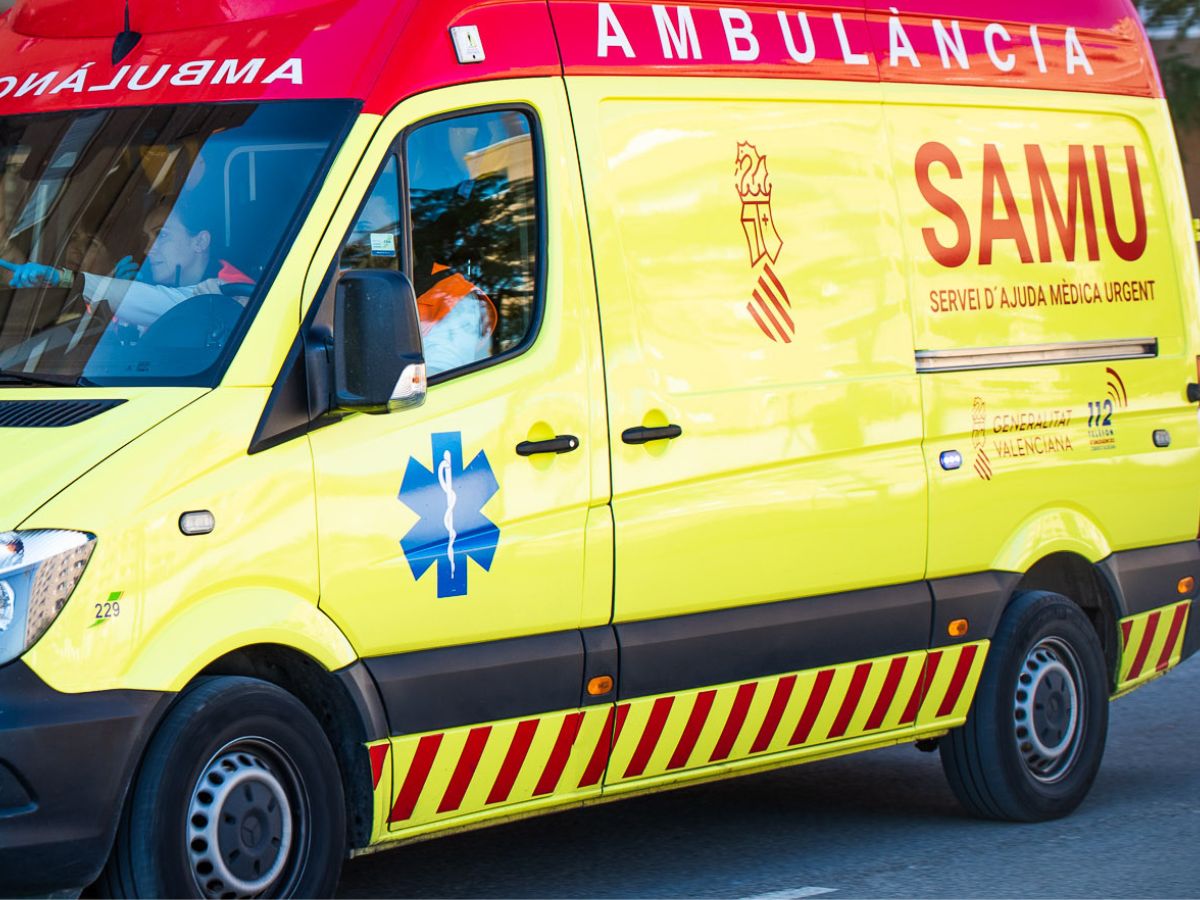 Motorista pierde la vida en trágico accidente en Paterna tras chocar con un automóvil