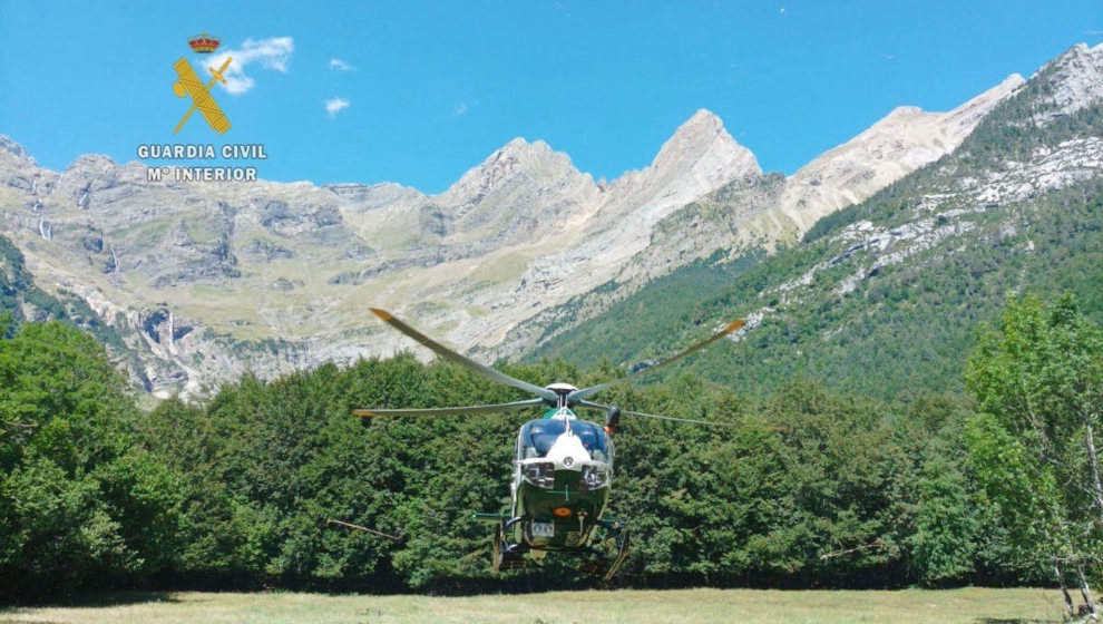 Rescatado en el Pirineo un senderista vecino de Cantabria
