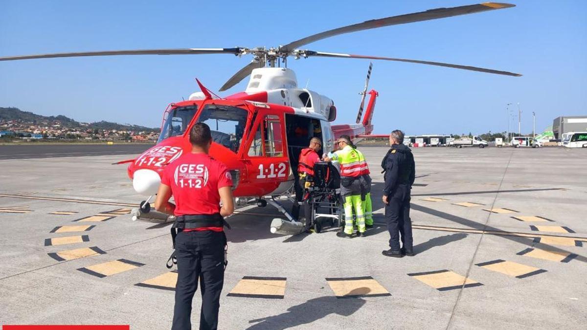 Llegada de la mujer herida al aeropuerto de Los Rodeos