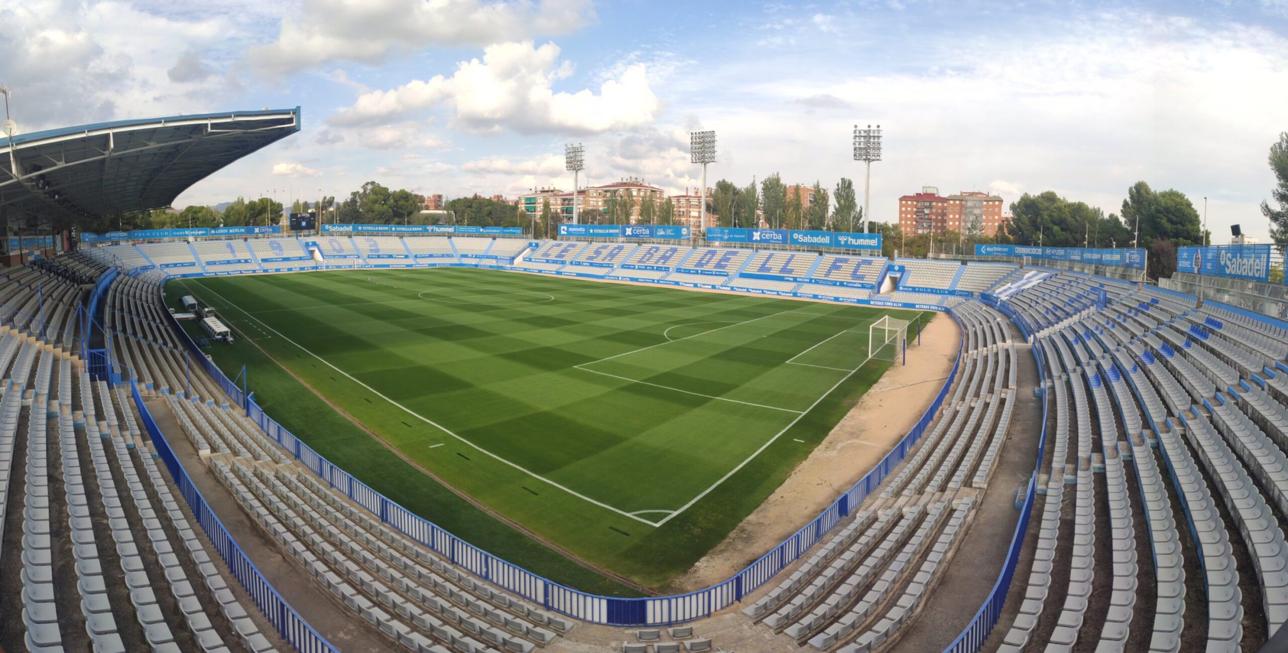 La Nova Creu Alta de Sabadell, objetivo de ladrones: asaltan el estadio varias veces en las últimas semanas