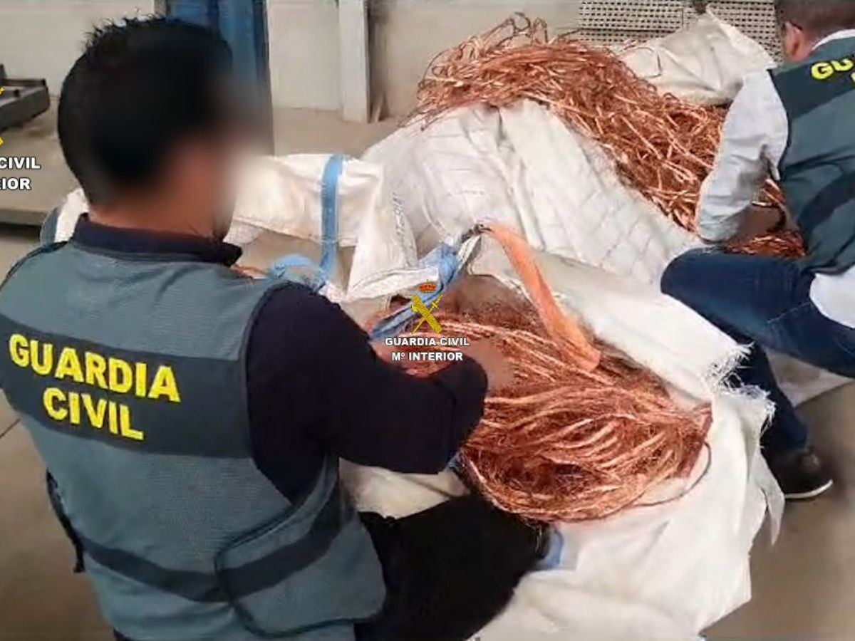 Tres personas arrestadas por el robo de cable de cobre en una empresa de L’Alcora