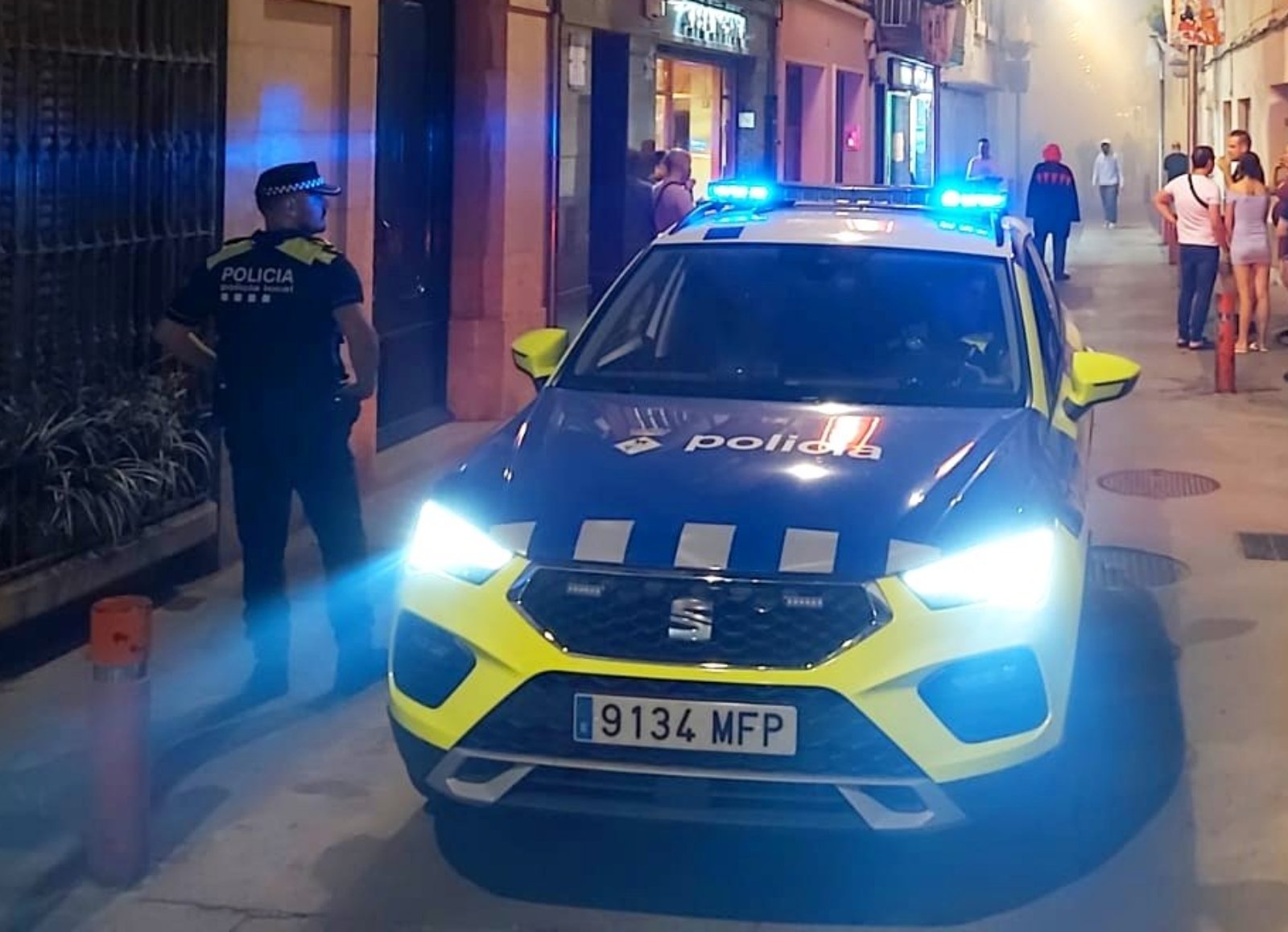 Un apuñalado y un herido a golpes durante una sangrienta pelea en un conflictivo barrio de Calella