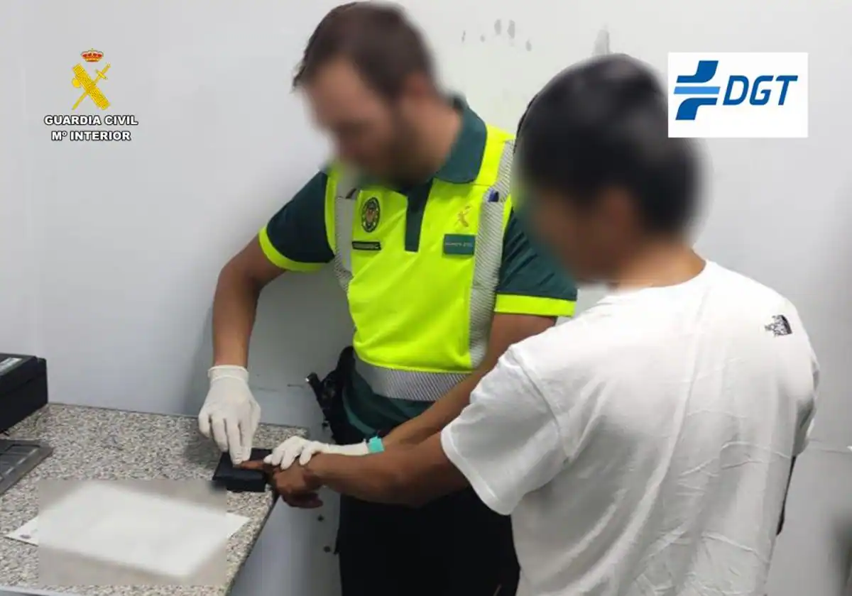 Un kamikaze recorre 28 kilómetros en sentido contrario en la A-7 de Alicante borracho y sin carné | Accidente de kamikazes