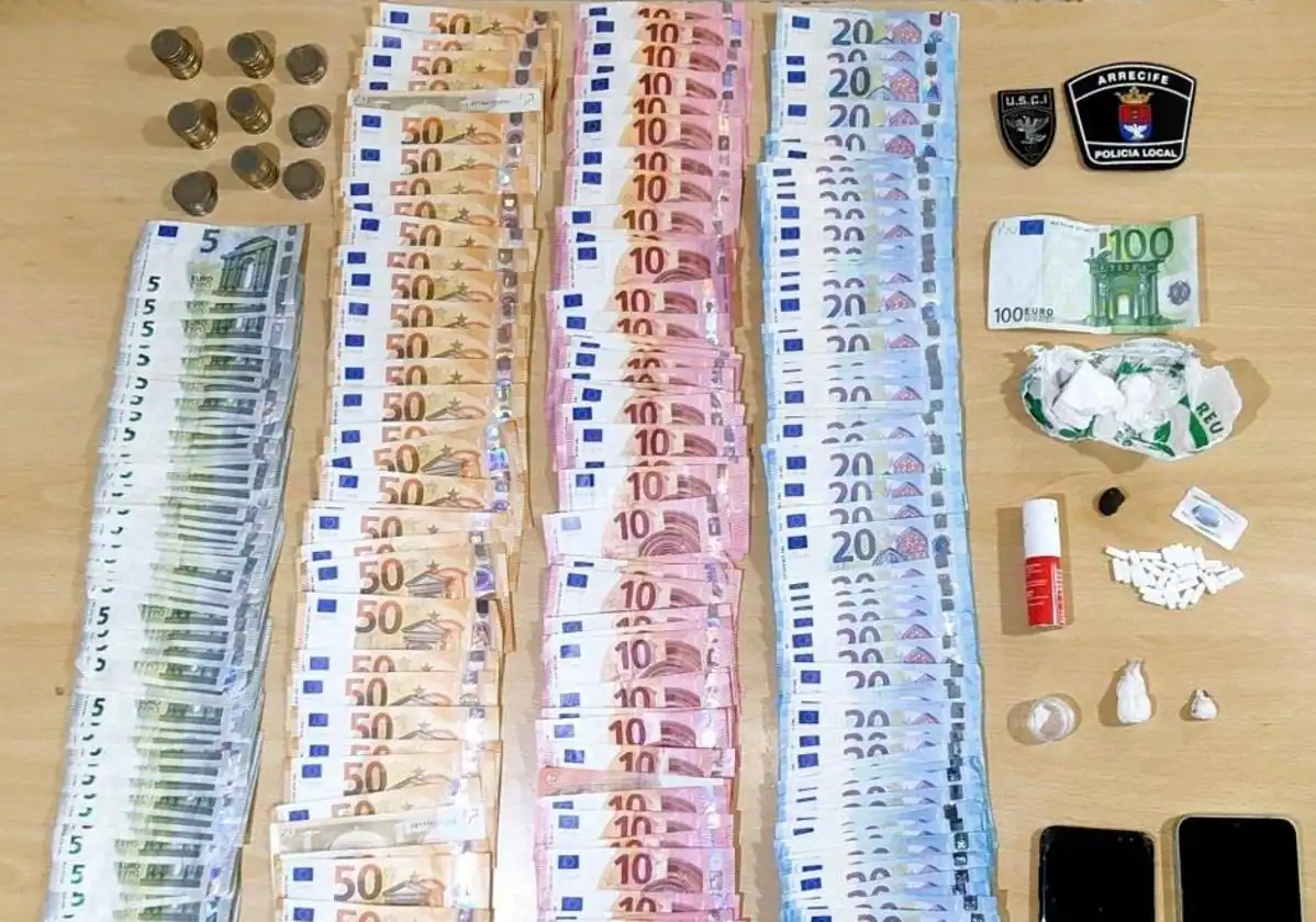 Detenida una pareja con más de 5.000 euros y 30 gramos de cocaína en Arrecife