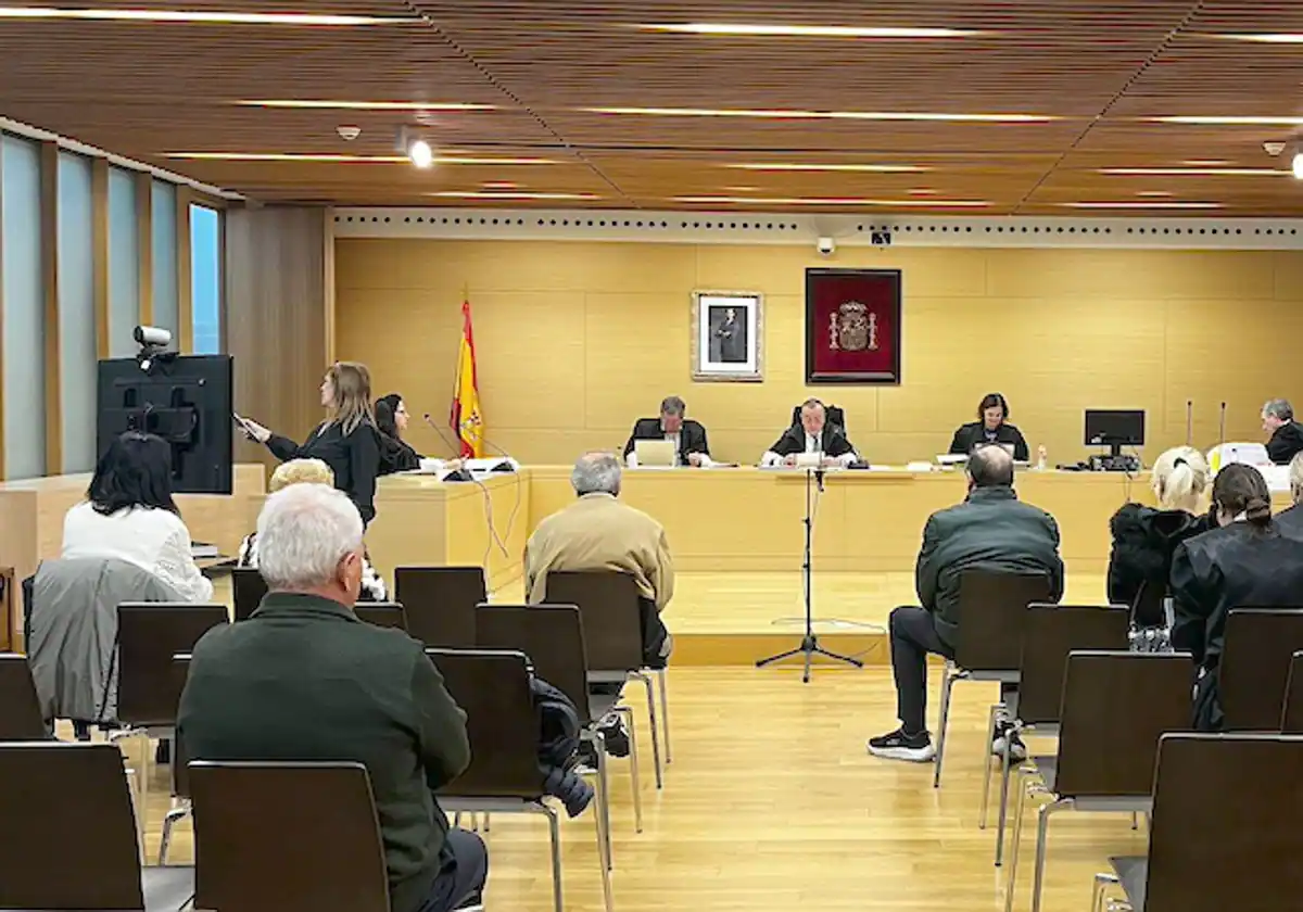 Sucesos Burgos: la defensa abre grietas sobre blanqueo de capitales en el caso de trata de Estépar