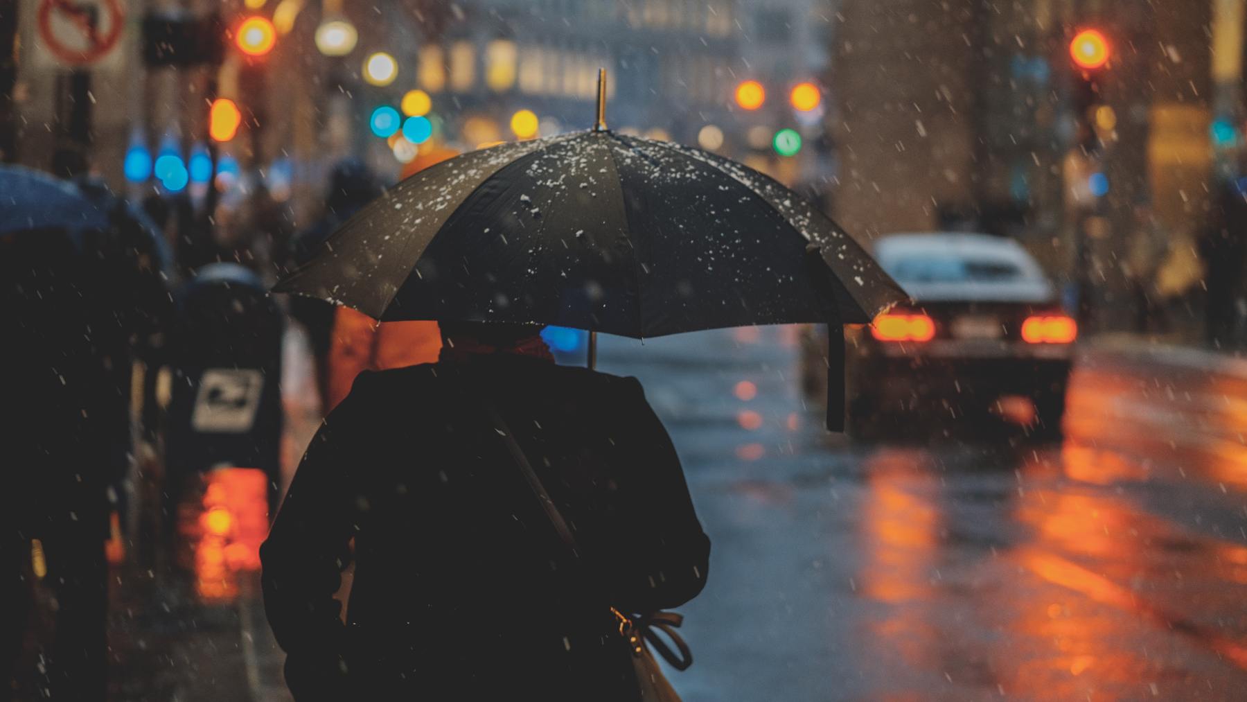 Un frente polar traerá el martes lluvias y un fuerte descenso de temperaturas a Baleares