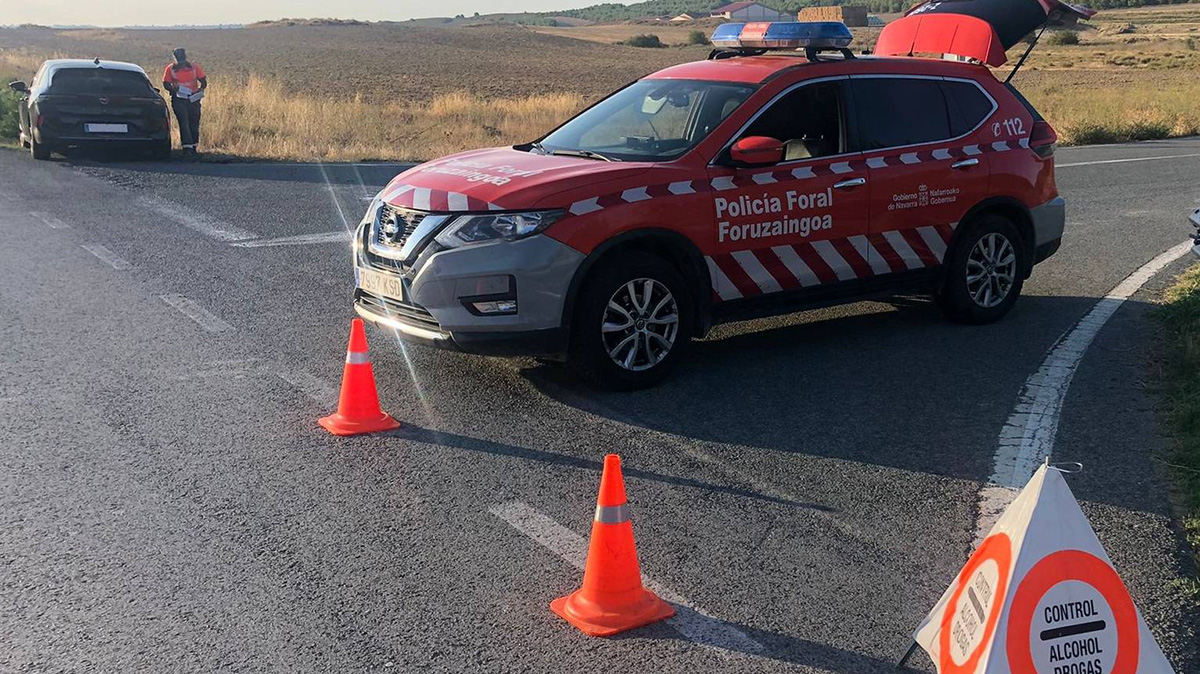 Conductor imputado por cuatro delitos relacionados con la seguridad vial en menos de 24 horas en Navarra