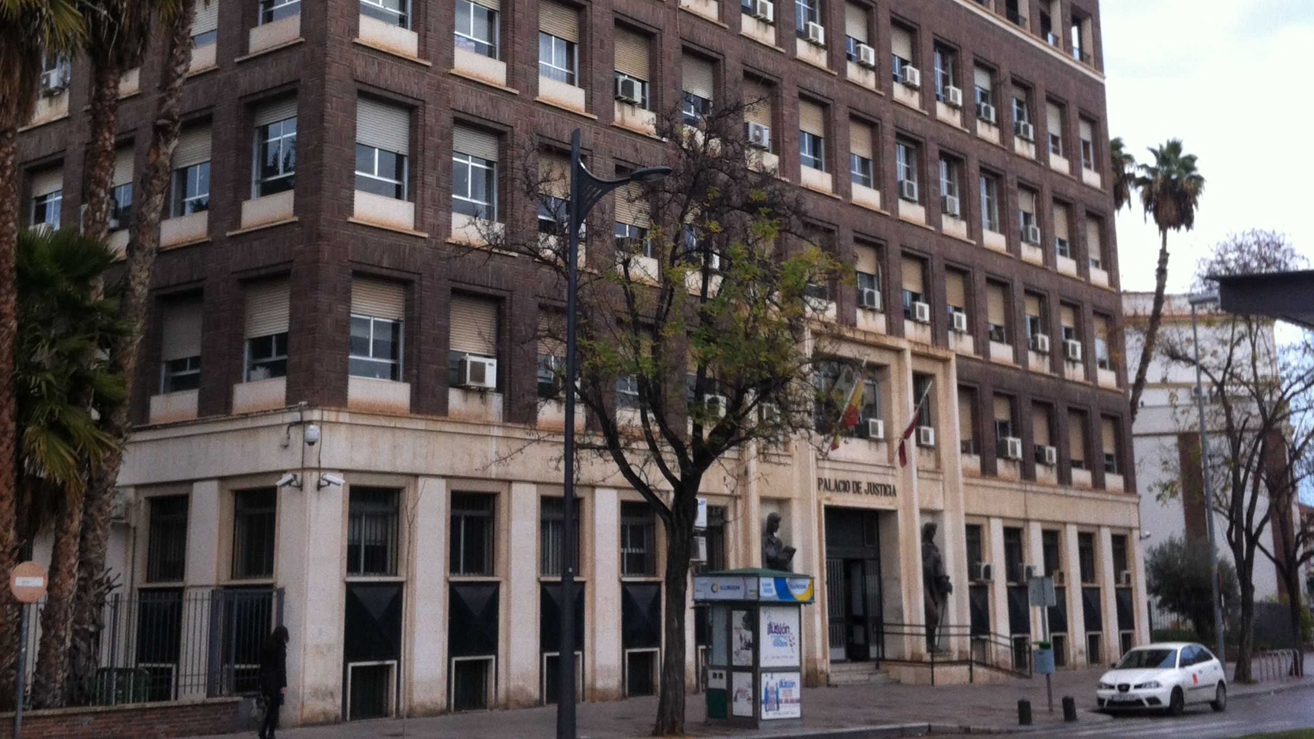 Nueve años de cárcel por agredir sexualmente a la hija de su pareja cuando tenía 11 años en la Región