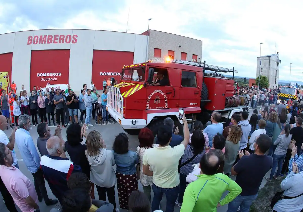 Denuncian al presidente de la Diputación y al presidente de la Asociación de Bomberos por prevaricación y malversación en el servicio de extinción de incendios