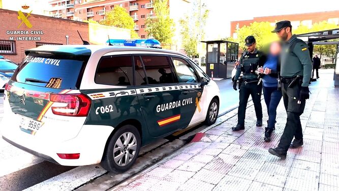 Detenidas dos personas por robo con violencia e intimidación armada en Montejícar