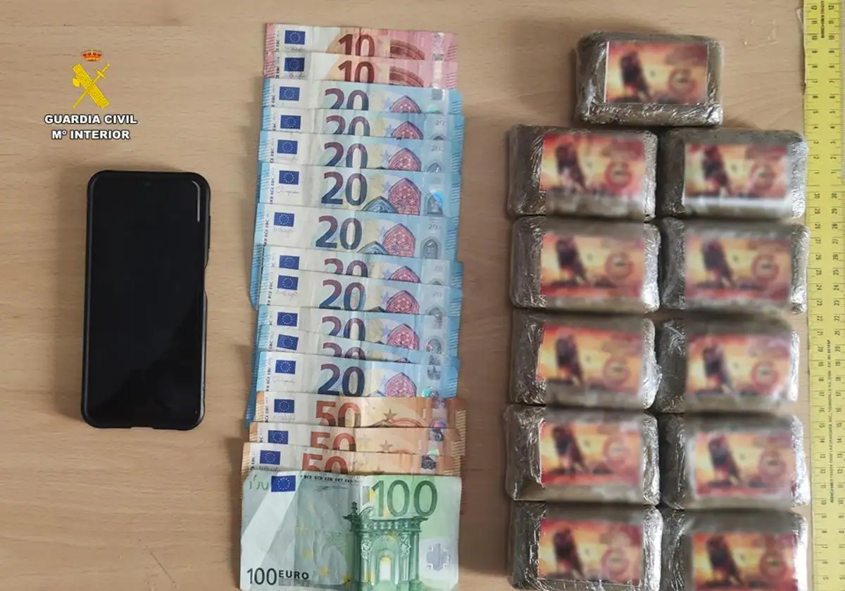 Intenta eludir un control policial en Mutxamel y acaba detenido por tenencia de drogas | Controles de droga Alicante