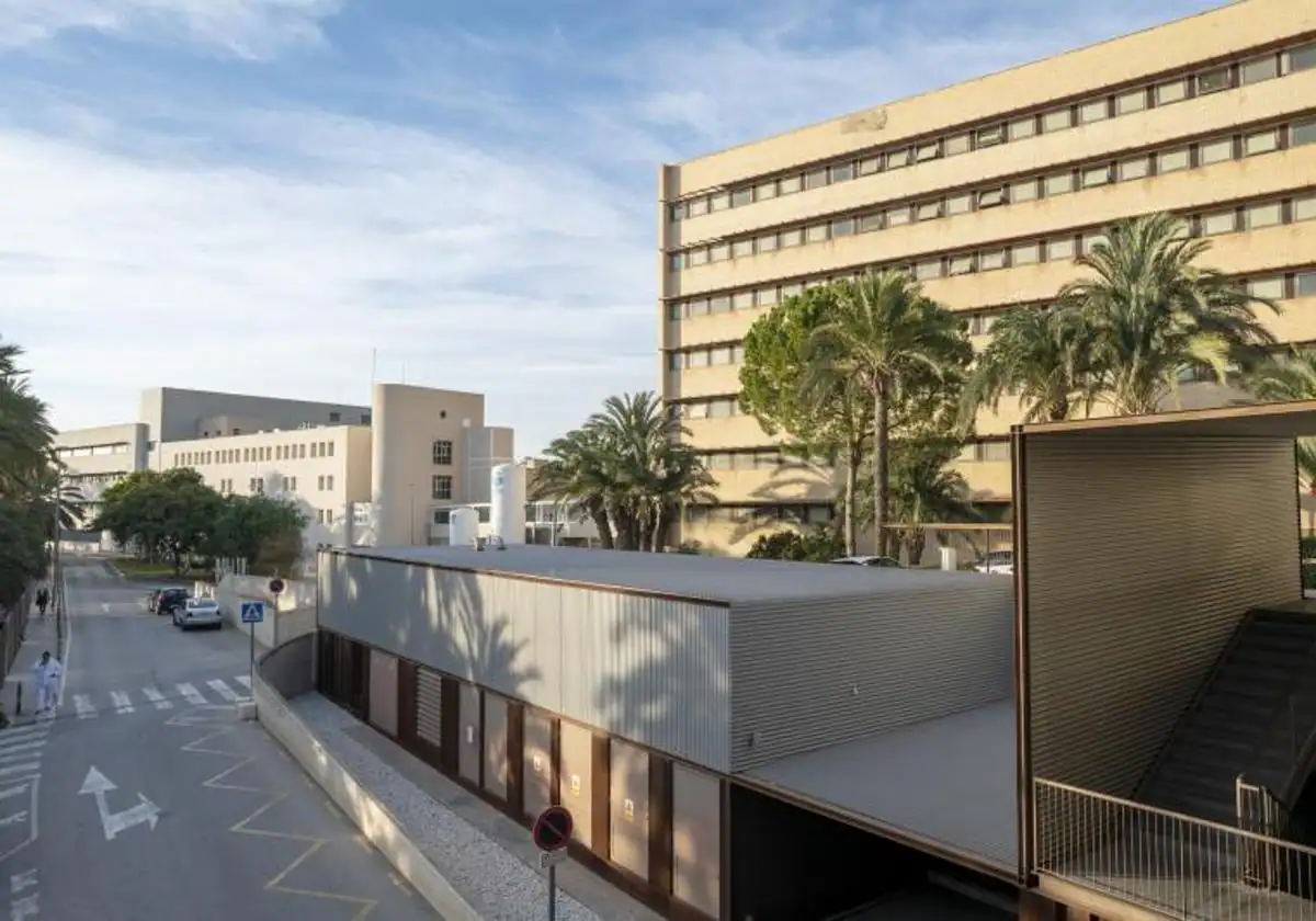 Detenido por agredir al personal de seguridad del Hospital General de Elche
