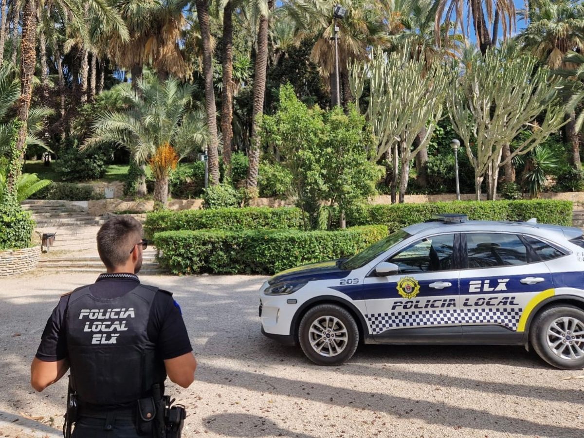 Detenido un hombre por agredir al personal del Hospital General de Elche