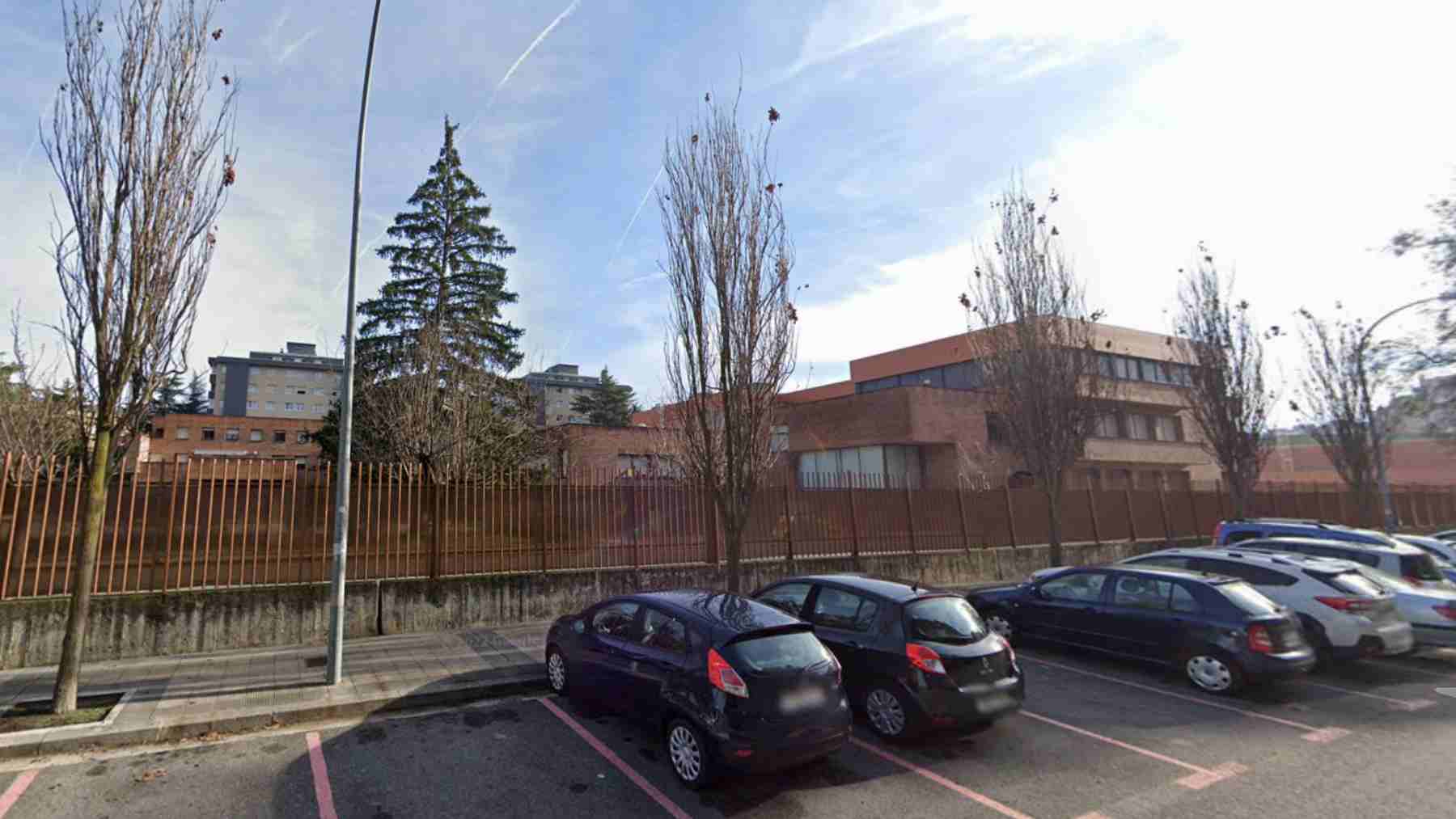 Entran a robar en un colegio de Pamplona: se han llevado una importante cantidad de dinero