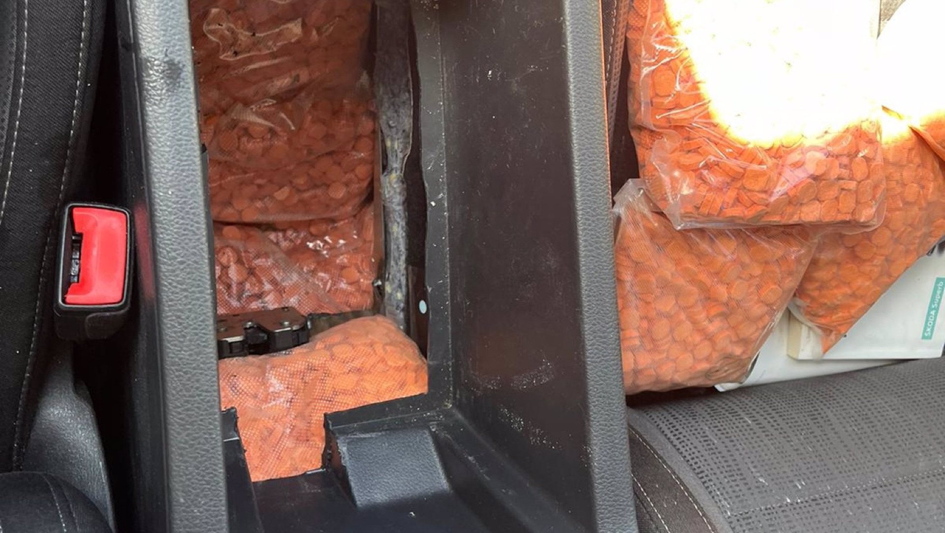 Transportaban casi 40.000 pastillas de éxtasis desde Francia a la Región de Murcia