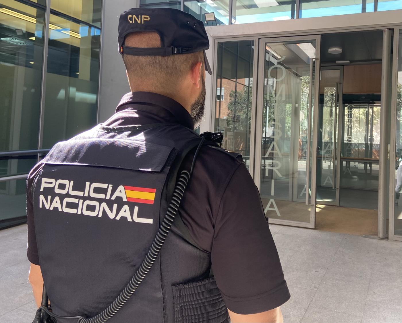 Un agente de la Policía Nacional. - DGP