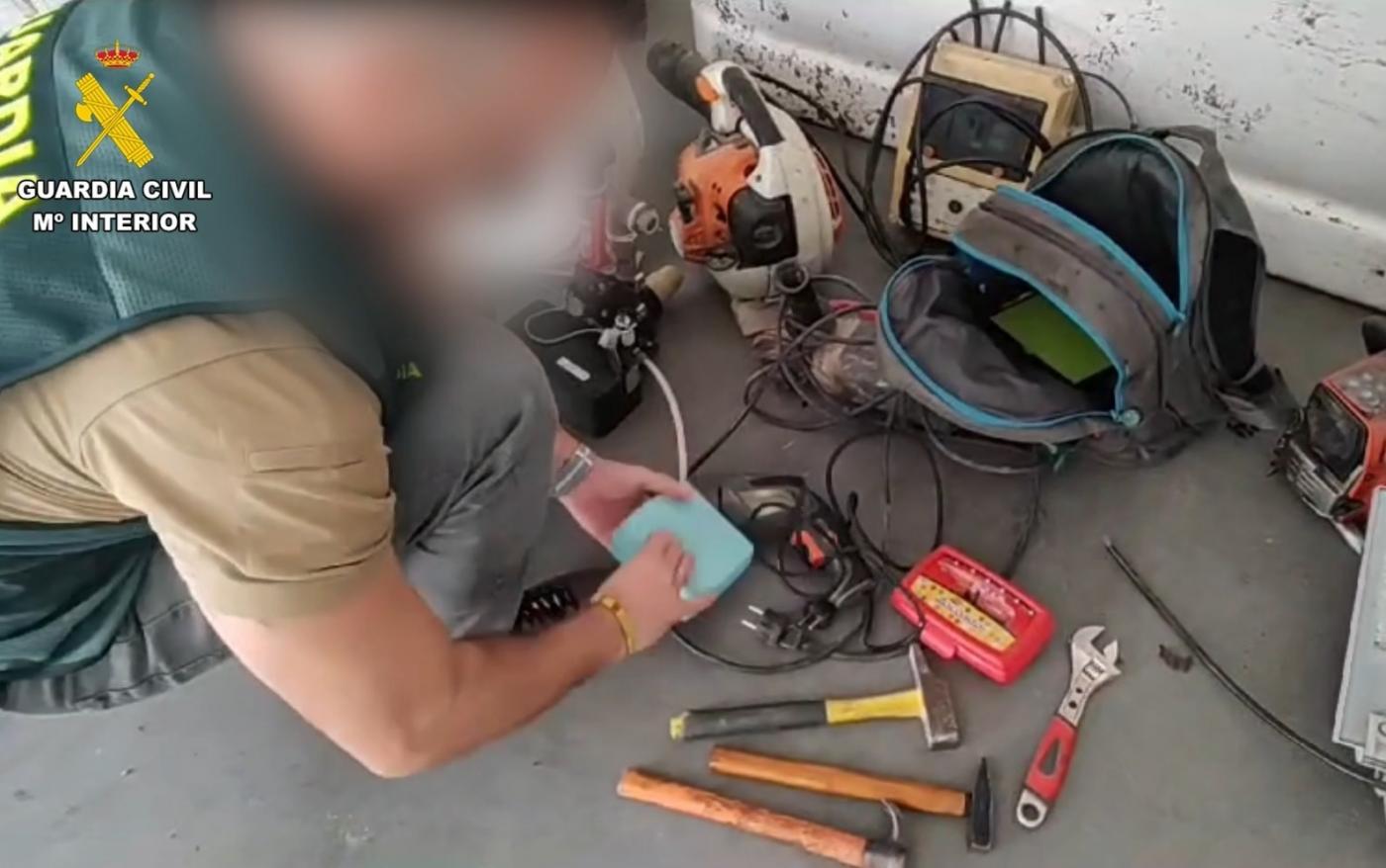 Material recuperado en la Operación Segorbe de la Guardia Civil.  - G.C.