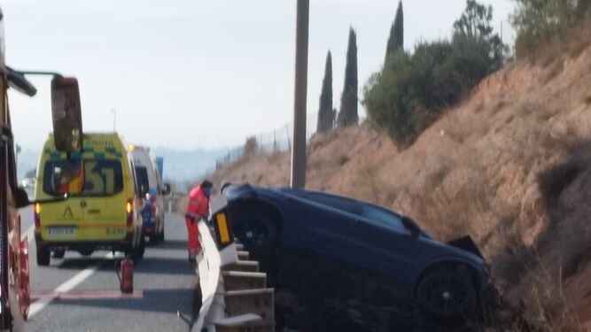Dos personas salen "volando del parachoques" en un "grave" accidente en la A-92, dirección Albolote