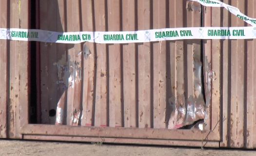 Operativo de la Guardia Civil en un polígono industrial de Lepe