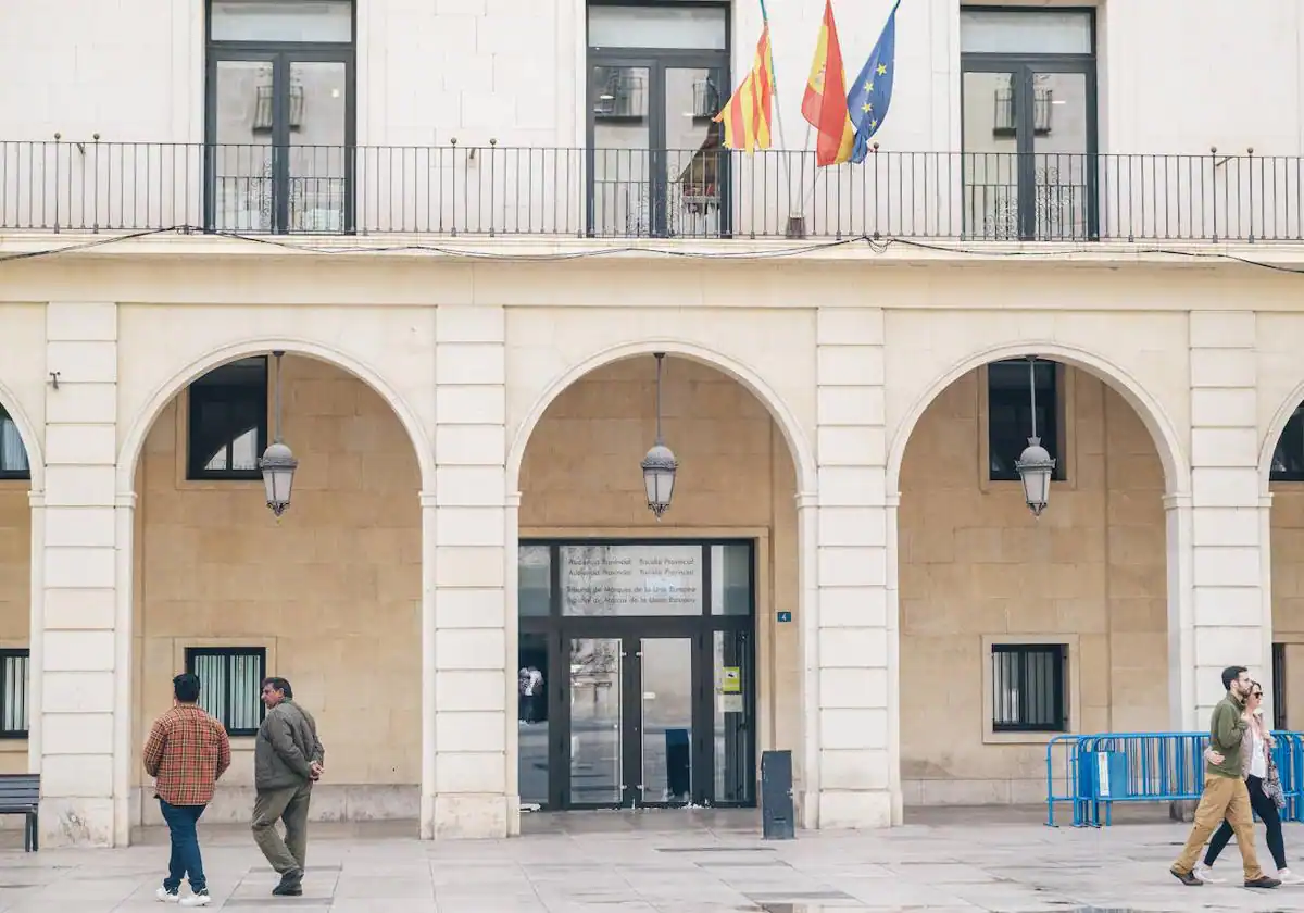 A juicio por forzar sexualmente a una mujer en un descampado de Elche