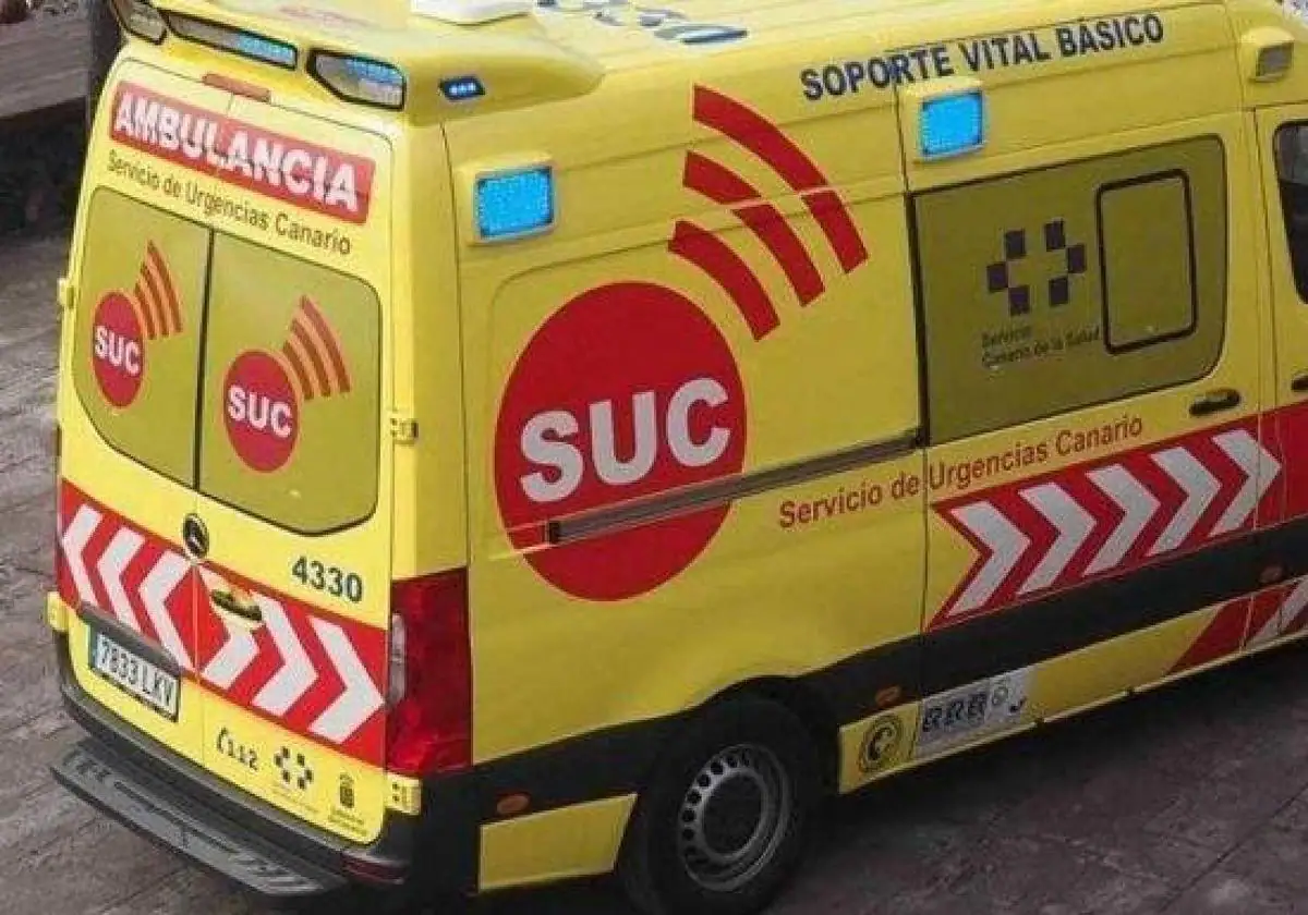 Hombre resulta herido tras choque frontal de dos turismos en Las Palmas de Gran Canaria