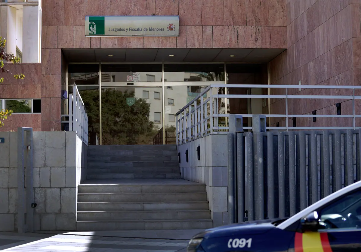 Investigan un vídeo de pornografía infantil con un bebé en un chat de clases extraescolares