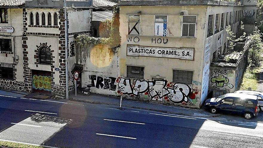 Tres personas detenidas y 40 identificadas tras el desalojo de una fiesta 'rave' ilegal en Donostia