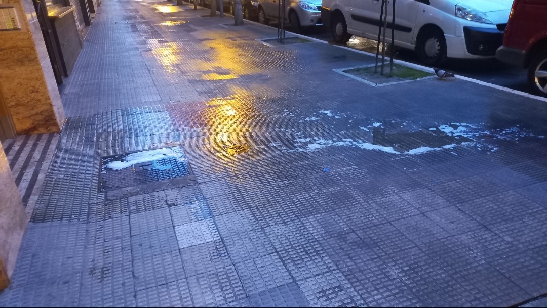 Llegan los resbalones a Vitoria ¿Evitar agua y jabón?