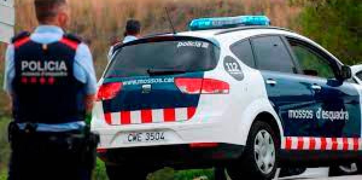 Roban dos motores eléctricos de un almacén de Caseres