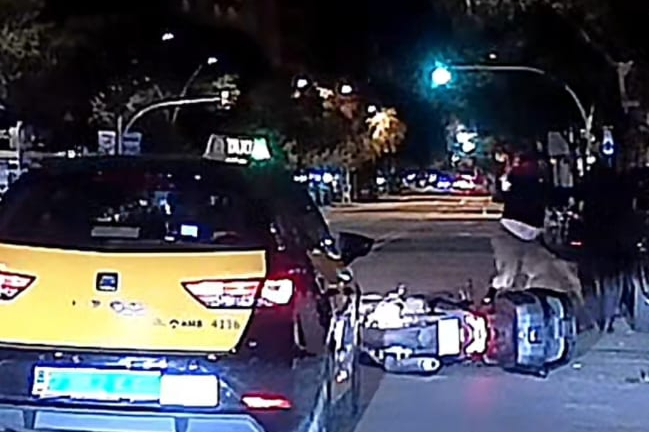Muere taxista de Barcelona tras brutal agresión de un motorista durante una discusión de tráfico