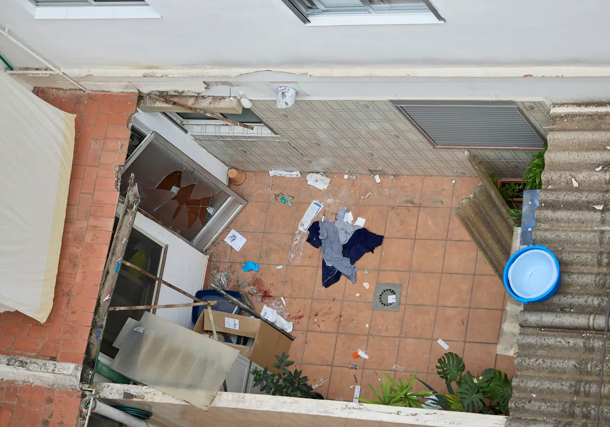 La víctima de Sagunto estaba hablando por teléfono con una trabajadora social cuando su expareja la degolló