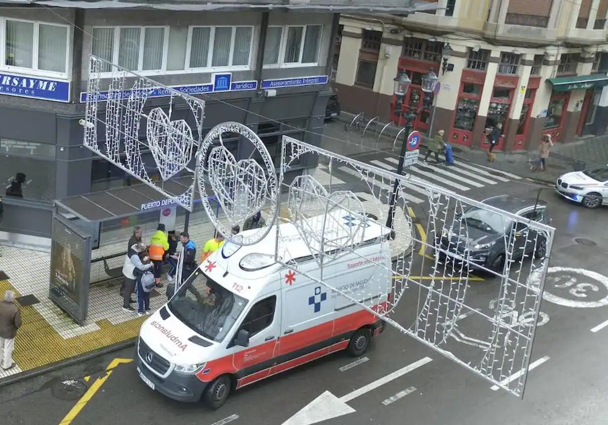 Atropellada una niña en la calle Marqués de San Esteban, en Gijón