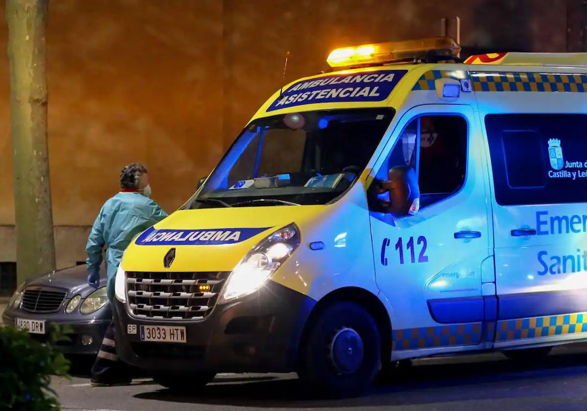 Nuevo accidente en Salamanca: Una mujer de 44 años resulta herida tras colisión entre una moto y un turismo en el Puente Juan Carlos I