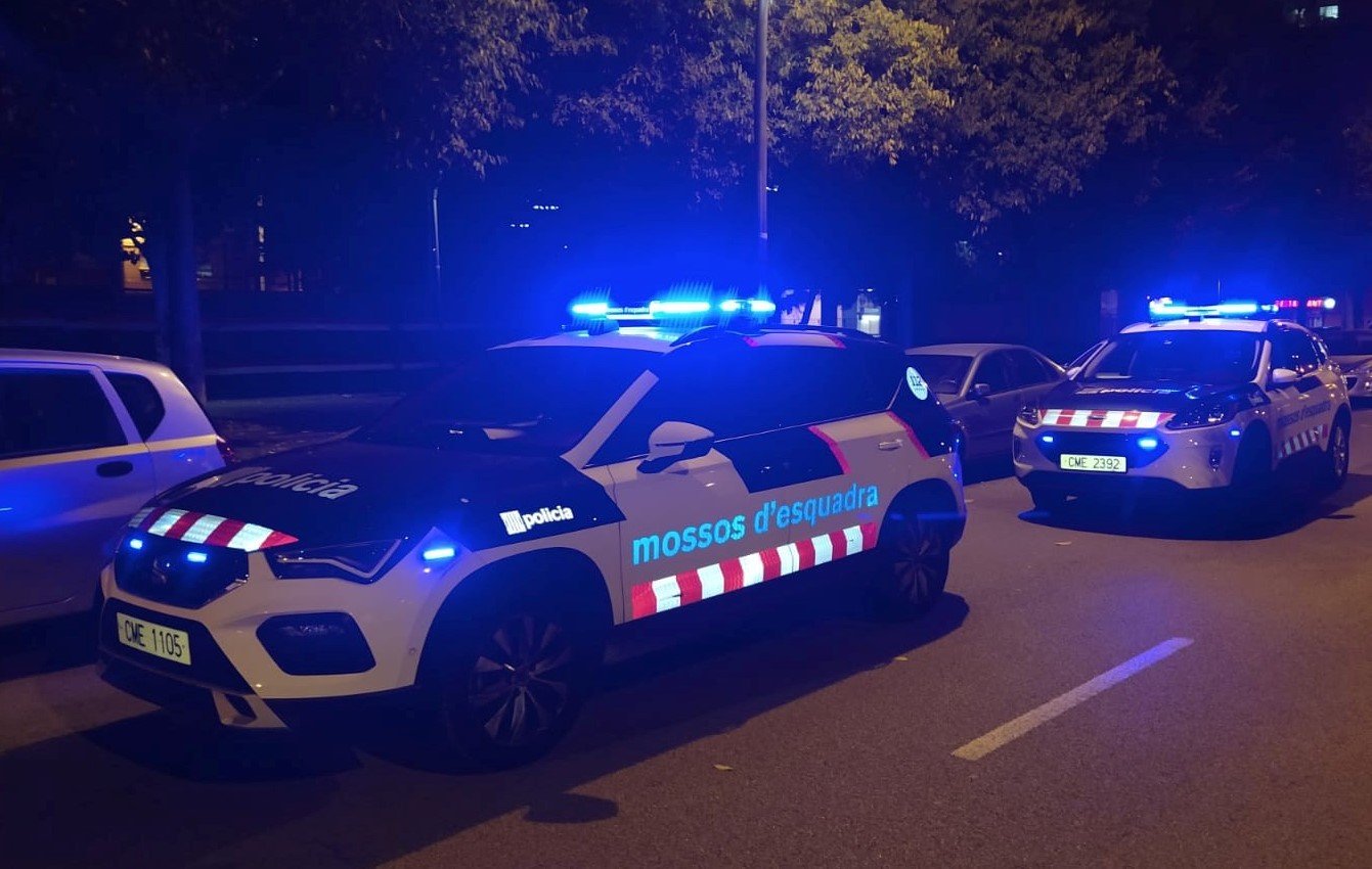 Dos agentes de los Mossos heridos en la persecución de unos ladrones en Figueres