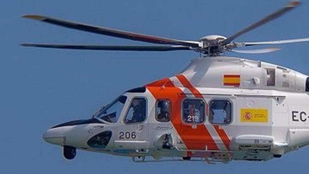 Salvamento Marítimo evacua a tripulante herido del velero Pan Pan en aguas de Tenerife